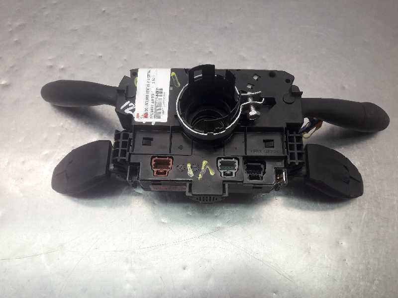 Recambio de mando intermitentes y limpia para peugeot 308 sw referencia OEM IAM 96643943XT STOCK STOCK