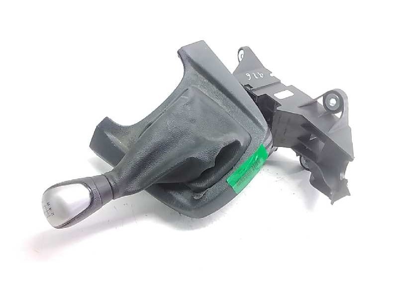 Recambio de pomo palanca cambio para ford fiesta (cb1) ambiente referencia OEM IAM 8A6R7C453MBB  