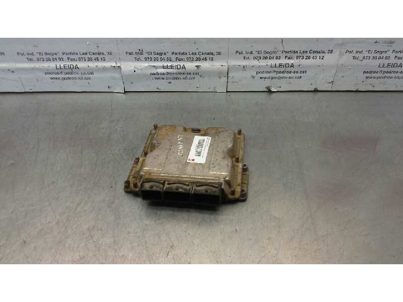Recambio de centralita motor uce para renault laguna ii (bg0) expression referencia OEM IAM 0281010556 212 