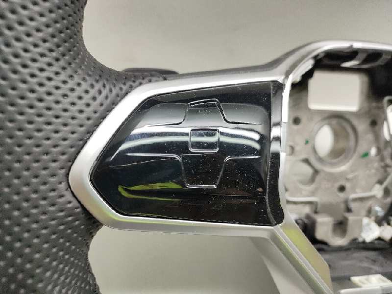 Recambio de volante para volkswagen golf viii lim. (cd1) referencia OEM IAM 5H0419089FB TACTIL 