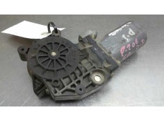 Recambio de motor elevalunas delantero izquierdo para peugeot 206 berlina referencia OEM IAM    2