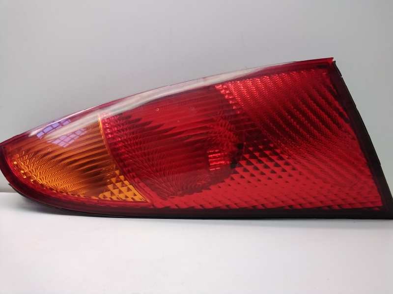 Recambio de piloto trasero derecho para ford focus berlina (cak) ambiente referencia OEM IAM XS4113404AD  