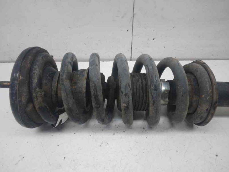 Recambio de amortiguador delantero derecho para mitsubishi montero (v60/v70) 3.2 di-d gls hunter (5-ptas.) referencia OEM IAM MR