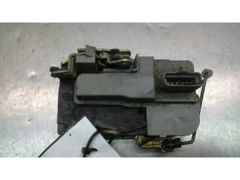 Recambio de cerradura puerta delantera izquierda para peugeot 206 berlina xs referencia OEM IAM 9135H3  