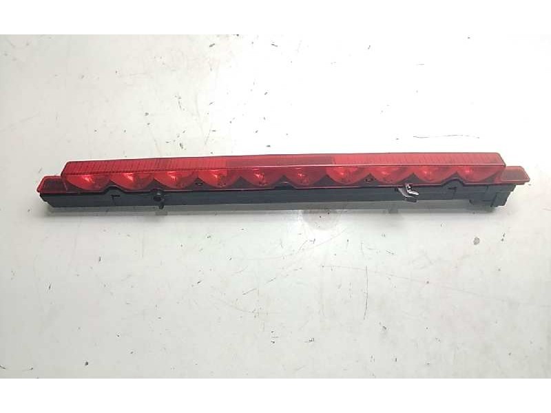 Recambio de luz central de freno para audi a3 (8l) 1.8 ambiente referencia OEM IAM 8D9945097B  