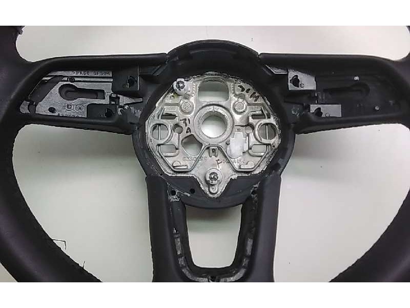Recambio de volante para audi a3 sportback (8vf) referencia OEM IAM 6380699  