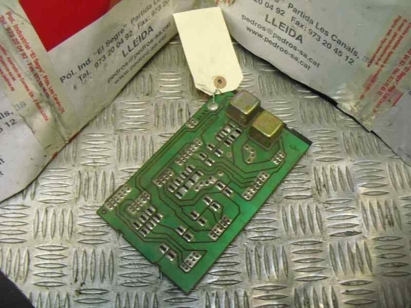 Recambio de caja fusibles para peugeot 505 berlina referencia OEM IAM 2194332  