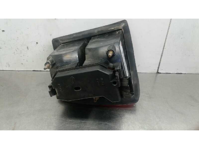 Recambio de piloto trasero derecho para seat toledo (1l) base referencia OEM IAM 1L0945112F  