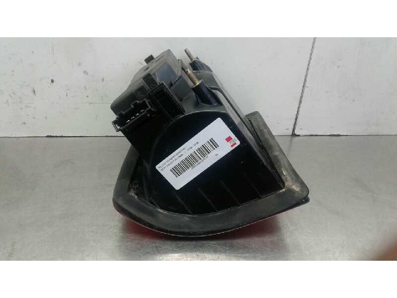 Recambio de piloto trasero derecho para seat toledo (1l) base referencia OEM IAM 1L0945112F  