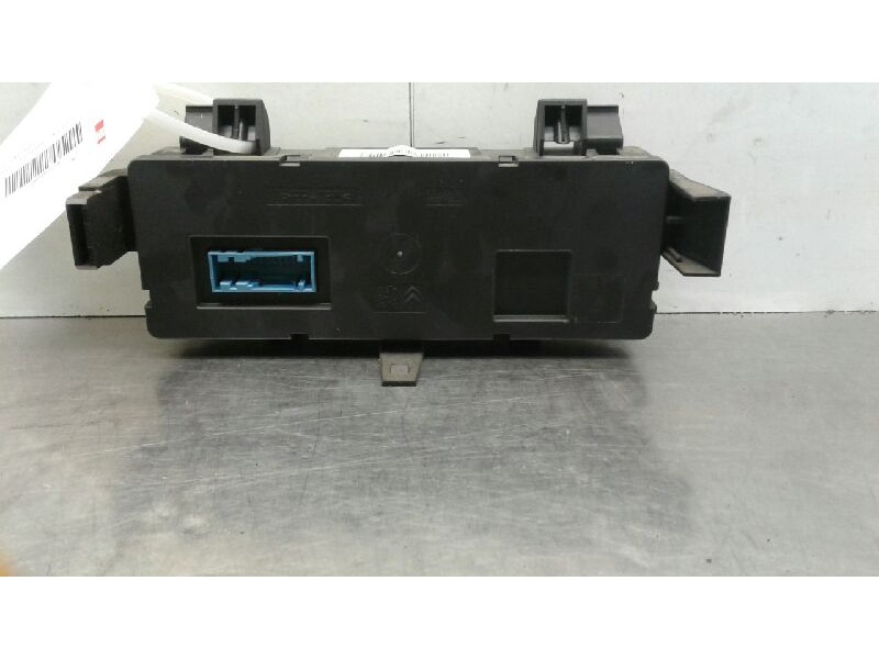 Recambio de mando climatizador para citroen c3 1.4 hdi exclusive referencia OEM IAM 96533393XT  