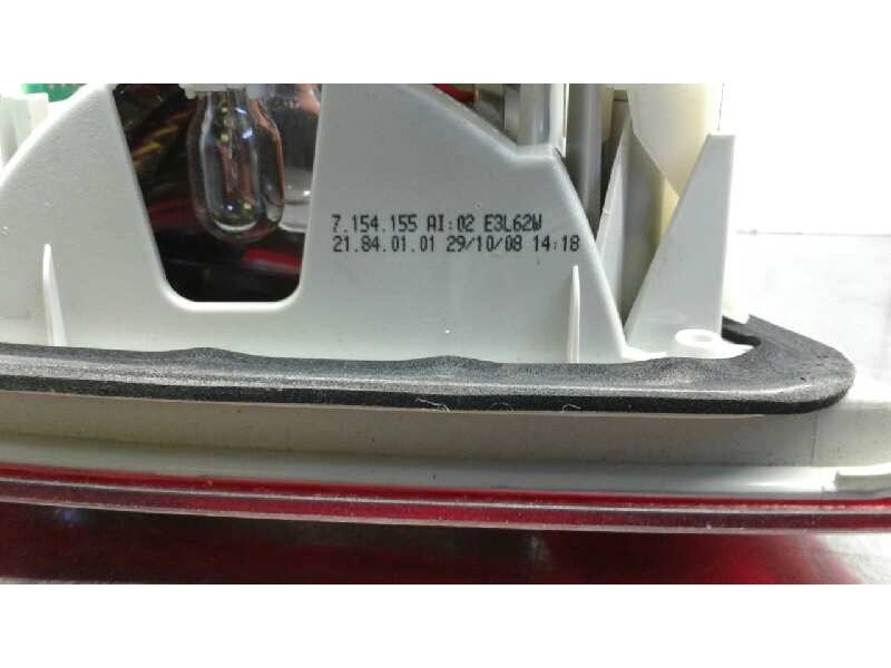 Recambio de piloto trasero izquierdo porton para bmw serie 3 berlina (e90) 318d referencia OEM IAM   