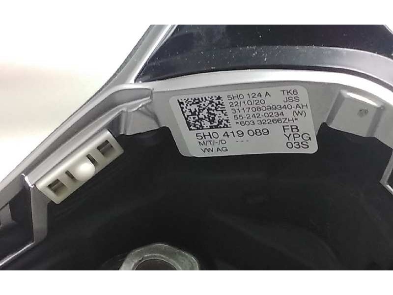 Recambio de volante para volkswagen golf viii lim. (cd1) referencia OEM IAM 5H0419089 TÁCTIL MULTI-FUNCIÓN VOLANTE DEPORTIVO VW 
