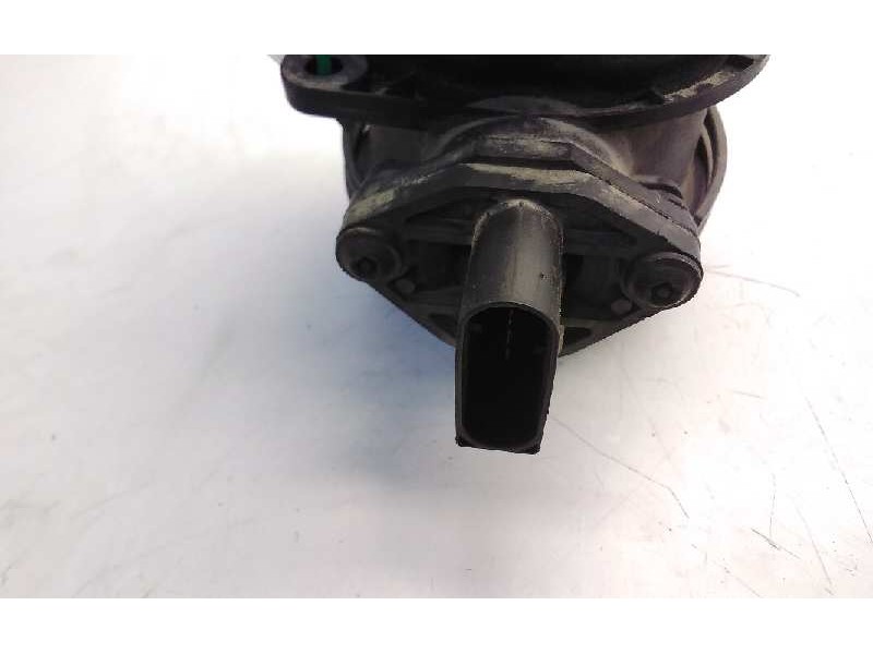 Recambio de caudalimetro para volkswagen touareg (7la) tdi v10 referencia OEM IAM 02810P2461  