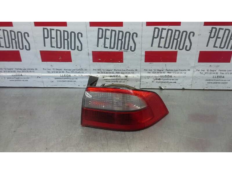 Recambio de piloto trasero derecho para renault laguna ii (bg0) privilege referencia OEM IAM 8200002474  