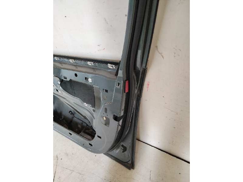 Recambio de puerta delantera derecha para bmw serie 7 (e65/e66) 730d referencia OEM IAM   