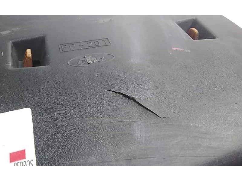 Recambio de piloto trasero izquierdo para ford escort berlina/turnier referencia OEM IAM   6366