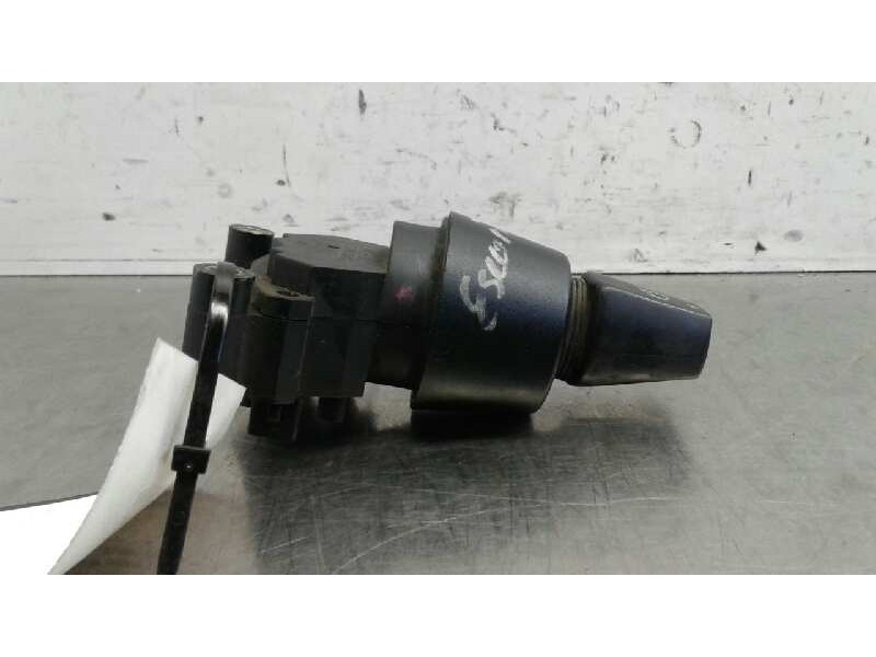 Recambio de mando limpia para ford escort berlina referencia OEM IAM 86AG17K478  6388