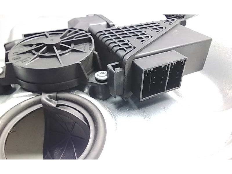 Recambio de elevalunas delantero derecho para volkswagen polo (9n3) advance referencia OEM IAM 6Y2959801  