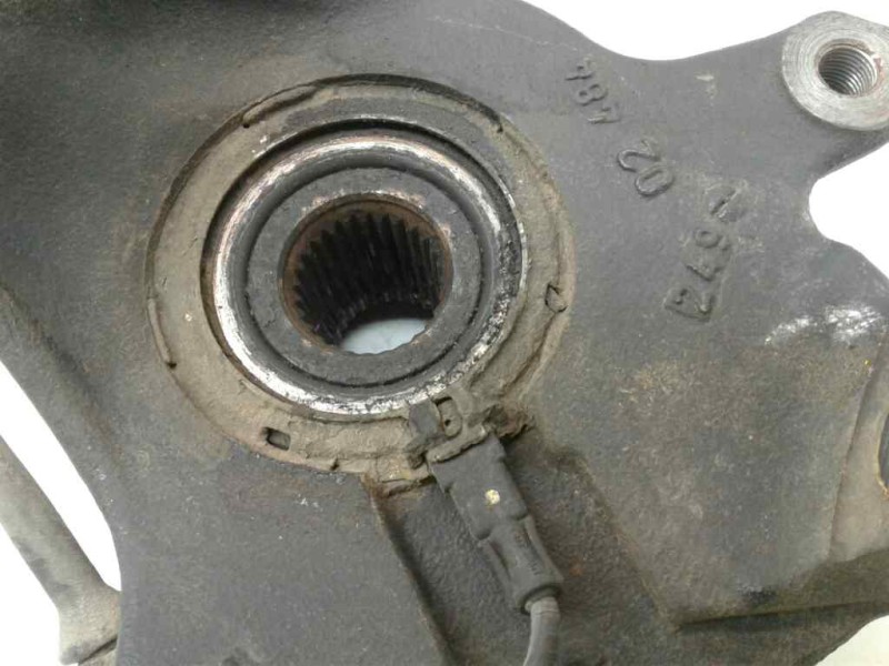 Recambio de mangueta delantera izquierda para renault laguna ii (bg0) dynamique referencia OEM IAM   