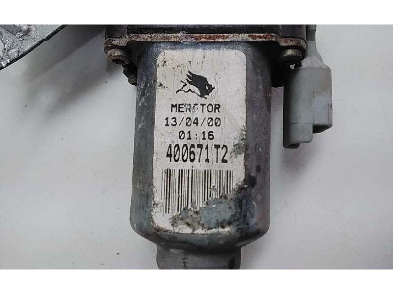 Recambio de elevalunas delantero izquierdo para peugeot 106 (s2) max referencia OEM IAM 400671T2  