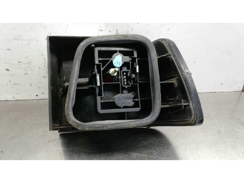Recambio de piloto trasero izquierdo para citroen xantia berlina 1.8 16v attraction referencia OEM IAM   