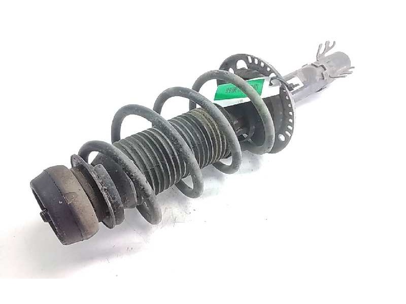 Recambio de amortiguador delantero derecho para audi a1 (8x) 1.6 tdi referencia OEM IAM 6P0413031J  