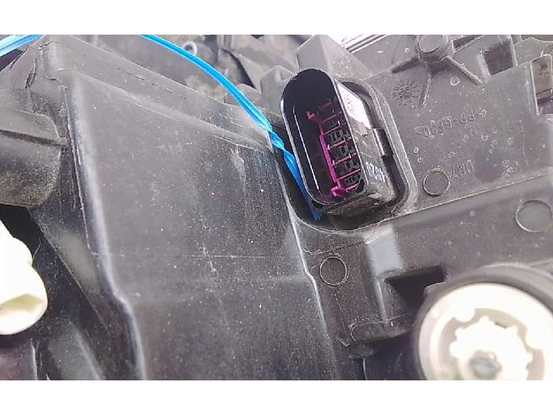 Recambio de faro xenon derecho para skoda kodiaq referencia OEM IAM 566941016H  