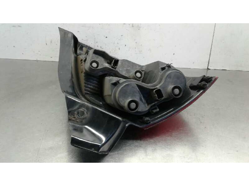 Recambio de piloto trasero derecho para renault megane ii berlina 5p confort dynamique referencia OEM IAM   