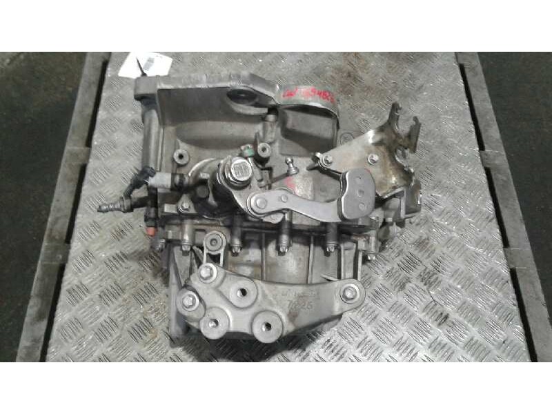 Recambio de caja cambios para opel corsa e edition ecoflex referencia OEM IAM M200LKU  