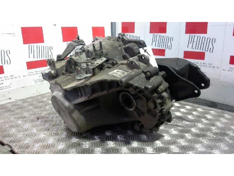 Recambio de caja cambios para volvo v40 familiar 1.9 diesel cat referencia OEM IAM T105804  