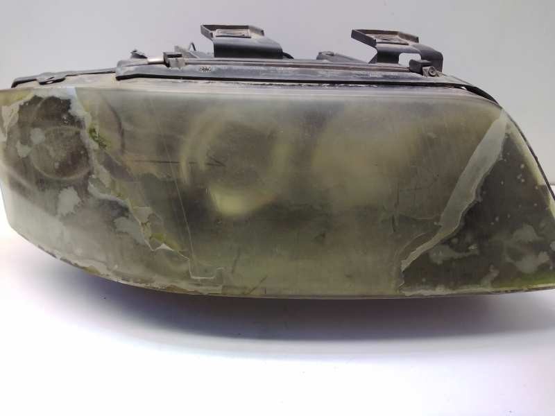 Recambio de faro derecho para audi a6 avant (4b5) 2.5 tdi quattro referencia OEM IAM 14847400  