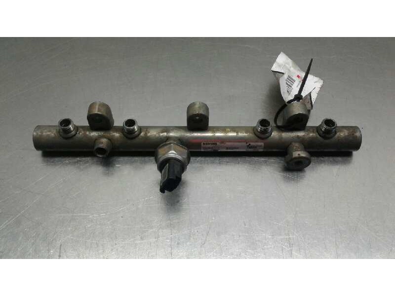 Recambio de rampa inyectora para peugeot partner (s2) combi plus referencia OEM IAM 9640387980  