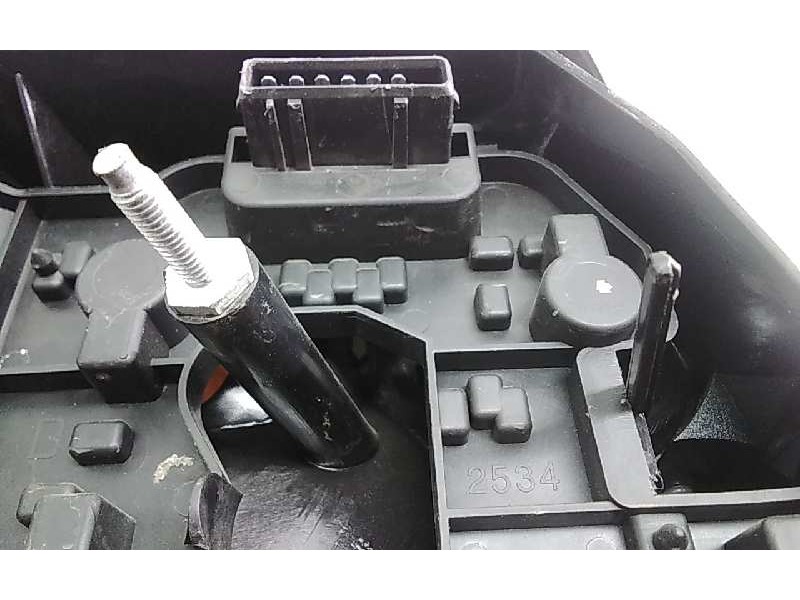 Recambio de piloto trasero derecho para citroen xsara berlina 1.6i sx referencia OEM IAM 2534  