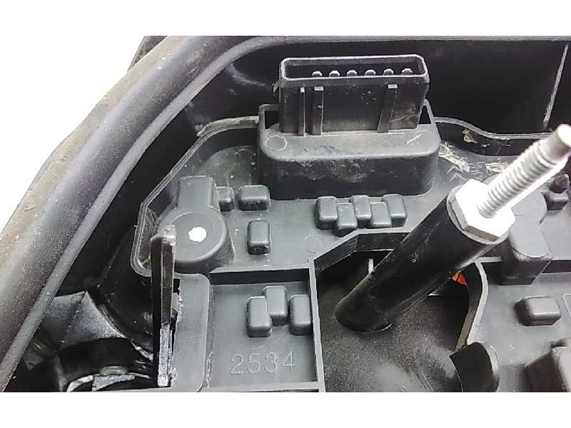 Recambio de piloto trasero izquierdo para citroen xsara berlina 1.6i sx referencia OEM IAM 2534  