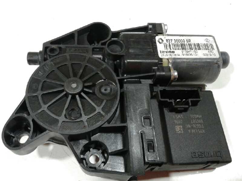 Recambio de motor elevalunas trasero derecho para renault scenic iii 1.4 tce referencia OEM IAM   