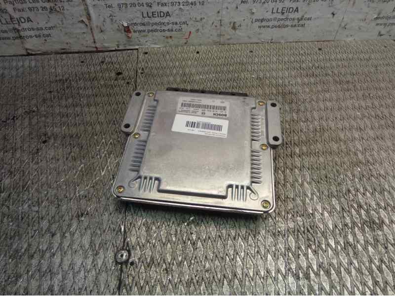 Recambio de centralita motor uce para renault trafic caja cerrada (ab 4.01) 1.9 diesel referencia OEM IAM 0281010632 182 