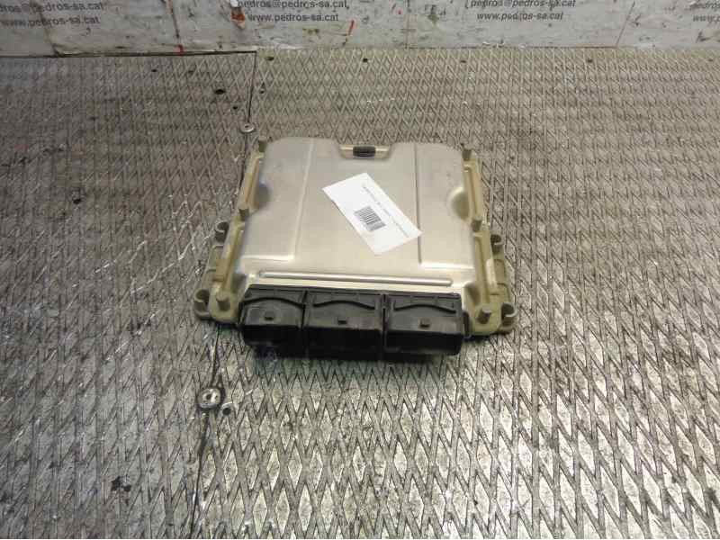 Recambio de centralita motor uce para renault trafic caja cerrada (ab 4.01) 1.9 diesel referencia OEM IAM 0281010632 182 