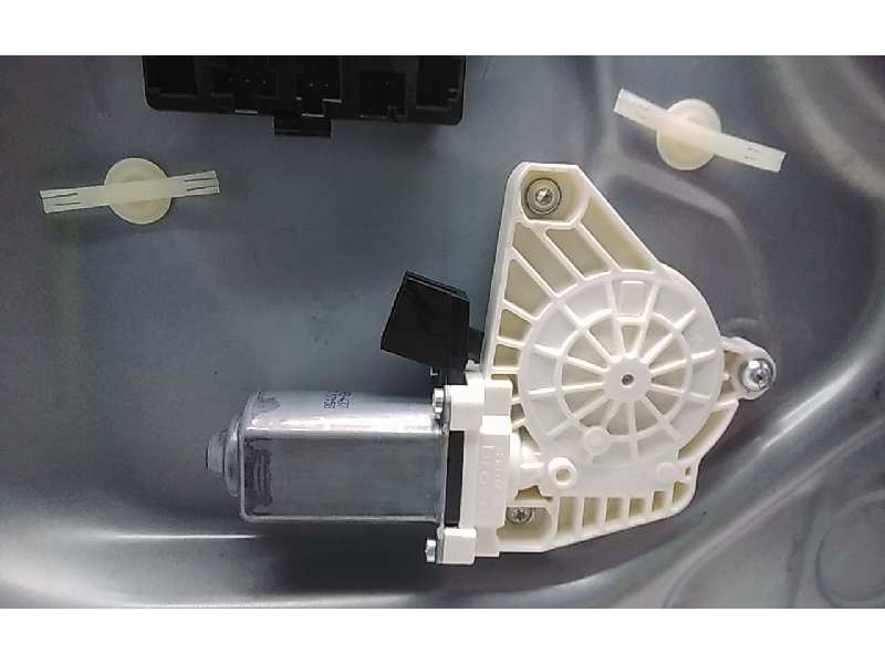 Recambio de elevalunas trasero derecho para mercedes clase a (w169) a 180 cdi exclusive edition (169.007) referencia OEM IAM A16