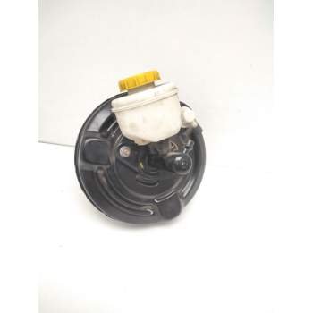Recambio de servofreno para nissan vanette cargo furgoneta (hc 23) 1.6 i referencia OEM IAM 472107C303 LUCAS 76049212