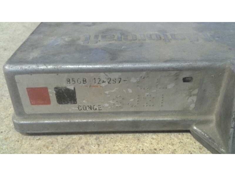 Recambio de centralita motor uce para ford sierra berlina 2.0 referencia OEM IAM 85GB12A297 10726545 8082