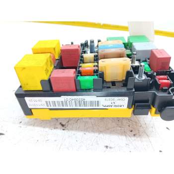 Recambio de caja fusibles para peugeot 208 i (ca_, cc_) 1.6 hdi / bluehdi 75 referencia OEM IAM 9804846880  