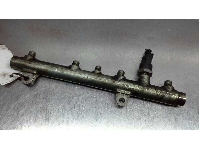 Recambio de rampa inyectora para renault kangoo (f/kc0) fairway 4x4 referencia OEM IAM 0445214015  