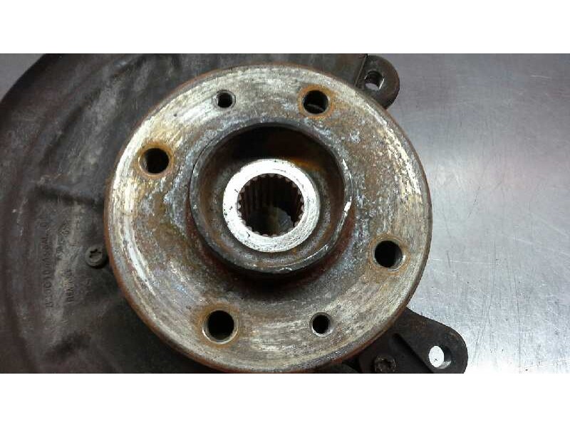 Recambio de mangueta delantera derecha para renault kangoo (f/kc0) fairway 4x4 referencia OEM IAM F3541  