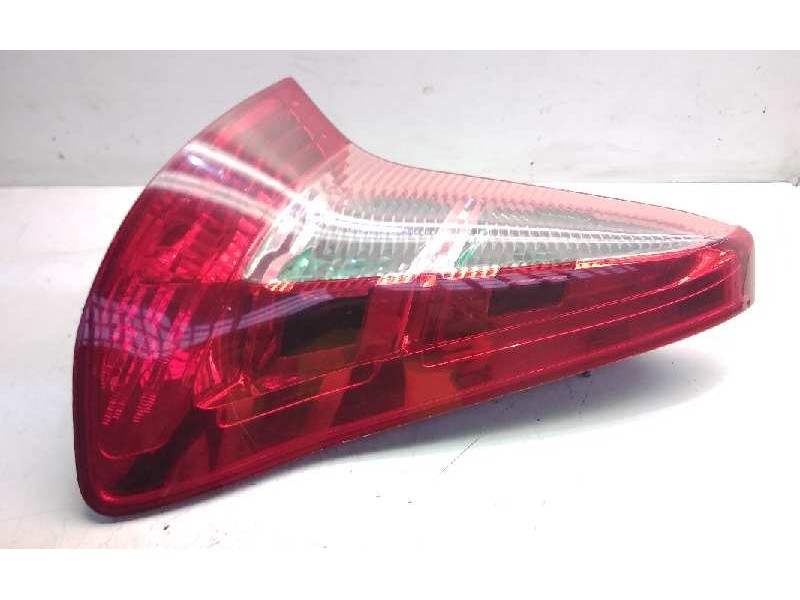 Recambio de piloto trasero derecho para citroen c4 coupe vts referencia OEM IAM 9646801677  