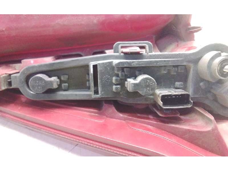 Recambio de piloto trasero derecho para citroen c4 coupe vts referencia OEM IAM 9646801677  