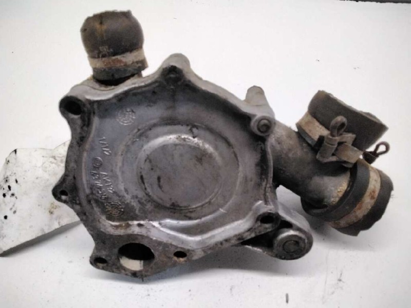 Recambio de bomba agua para fso polonez 1.5 1.5 c referencia OEM IAM 4357472  8451