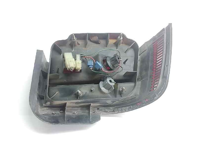 Recambio de piloto trasero derecho para honda concerto (hw) referencia OEM IAM   8544