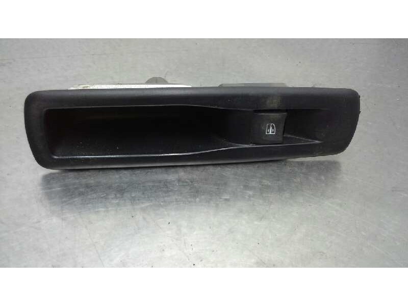 Recambio de mando elevalunas trasero derecho para renault scenic iii grand bose edition referencia OEM IAM   