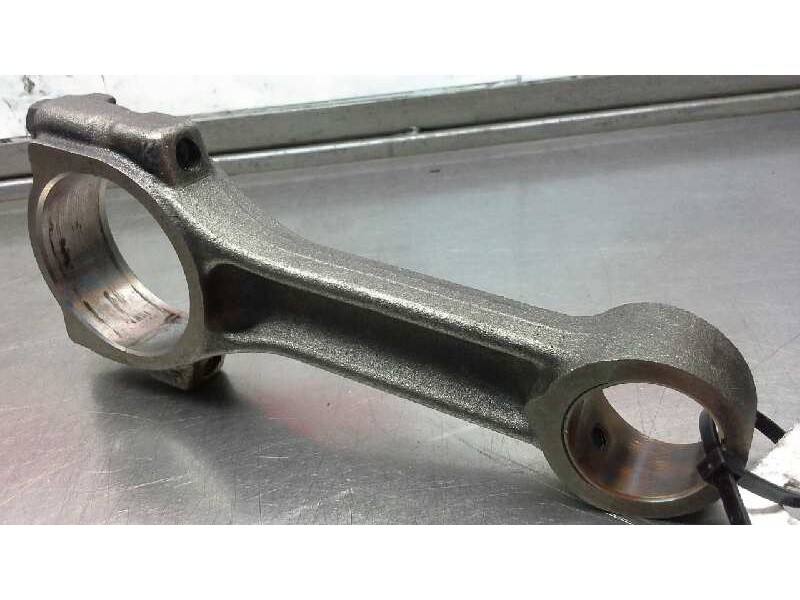 Recambio de biela para renault trafic caja cerrada (ab 4.01) l1h1 caja cerrada, corto referencia OEM IAM P11  
