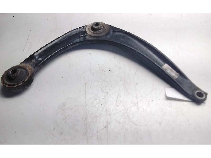 Recambio de brazo suspension inferior delantero derecho para peugeot 308 sw premium referencia OEM IAM 7ATGM1  